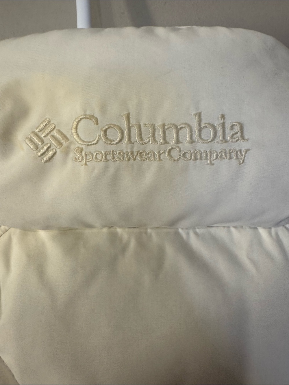 Columbia Women’s Small Ivory Down Puffer Vest Quilted Full Zip - Picture 6 of 10